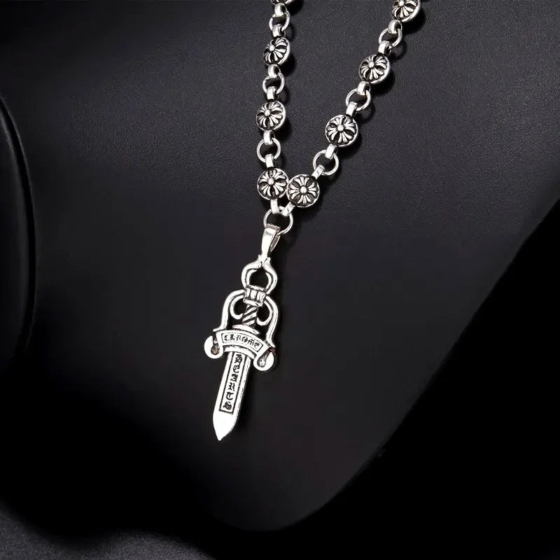 OATHBREAKER NECKLACE